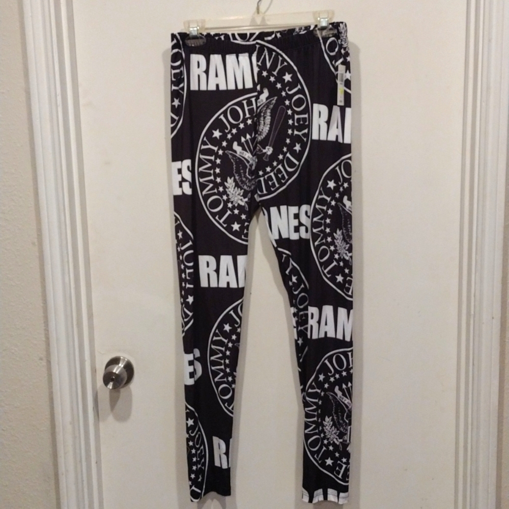NWT Hot Topic Women's Ramones 1234 Graphic Print Leggings Sz XL-Punk Rock Casual